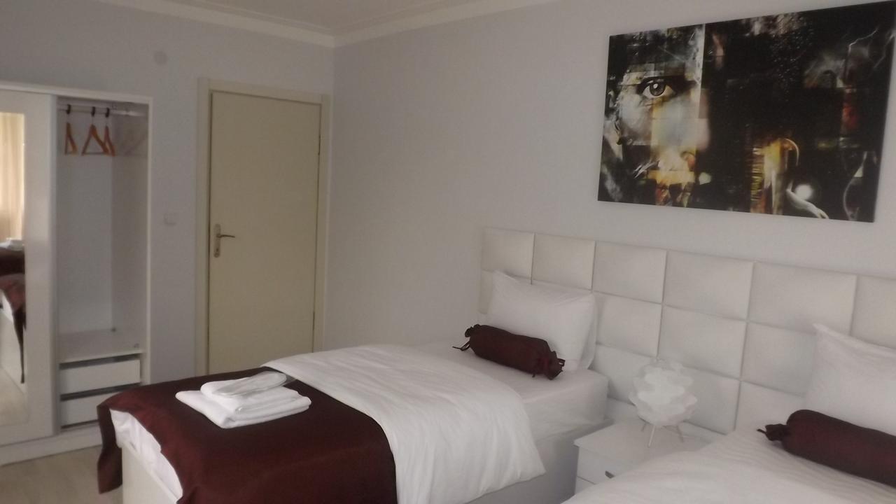 Sindoma Hotel Bartin Bilik gambar